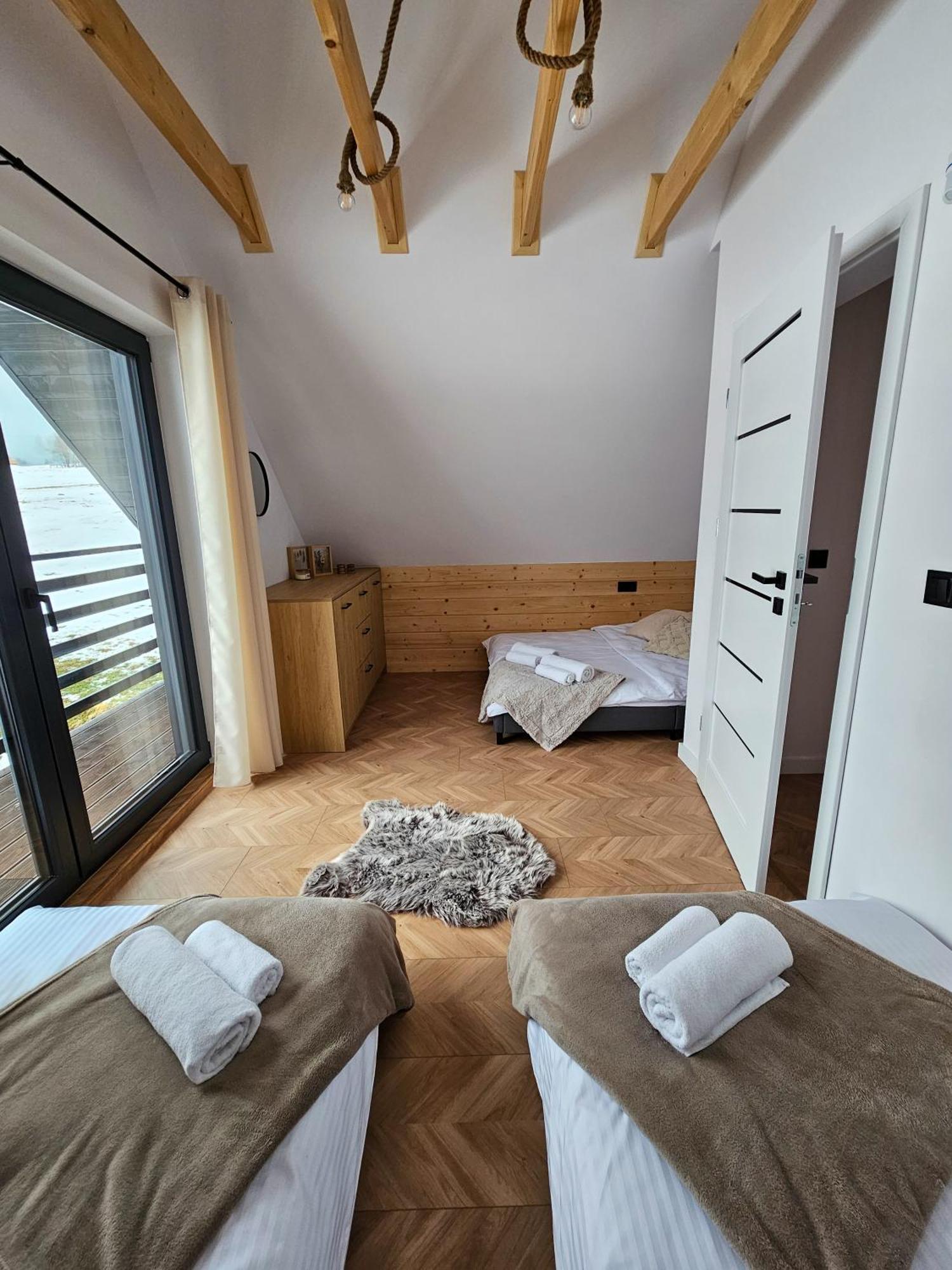 Apartamento Okno Na Gory Klikuszowa Exterior foto