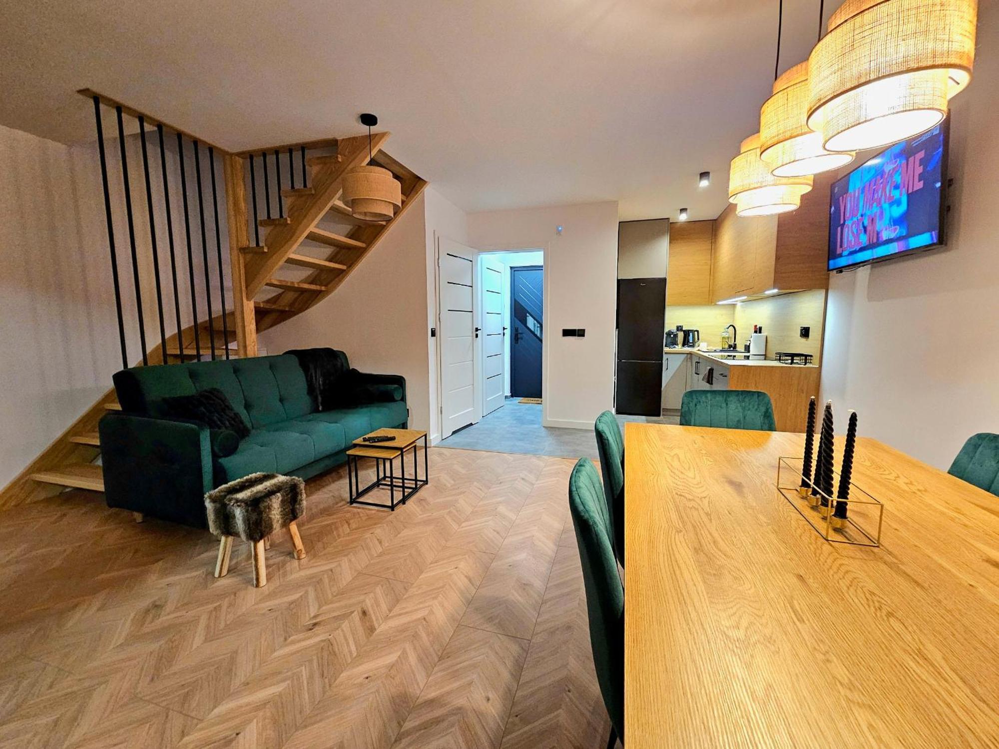 Apartamento Okno Na Gory Klikuszowa Exterior foto